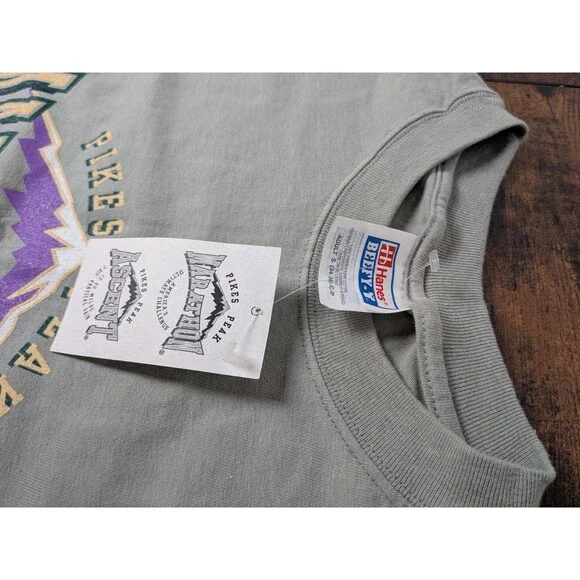 Vintage Pikes Peak Marathon Shirt Small Hanes Beefy Pikes Ascent NWT Y2K